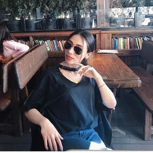 Over size looking t-shirt with logo on neck